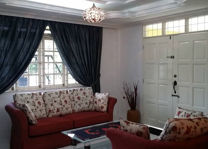 petra jaya kuching homestay